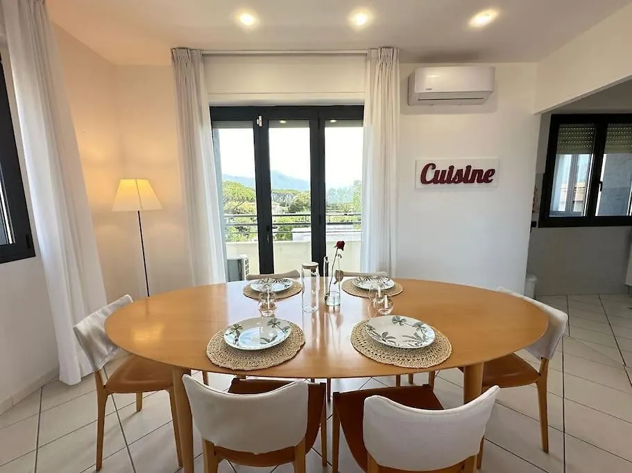 Luxury Pentohuse Near The Beach Marina di Pietrasanta Appartamento