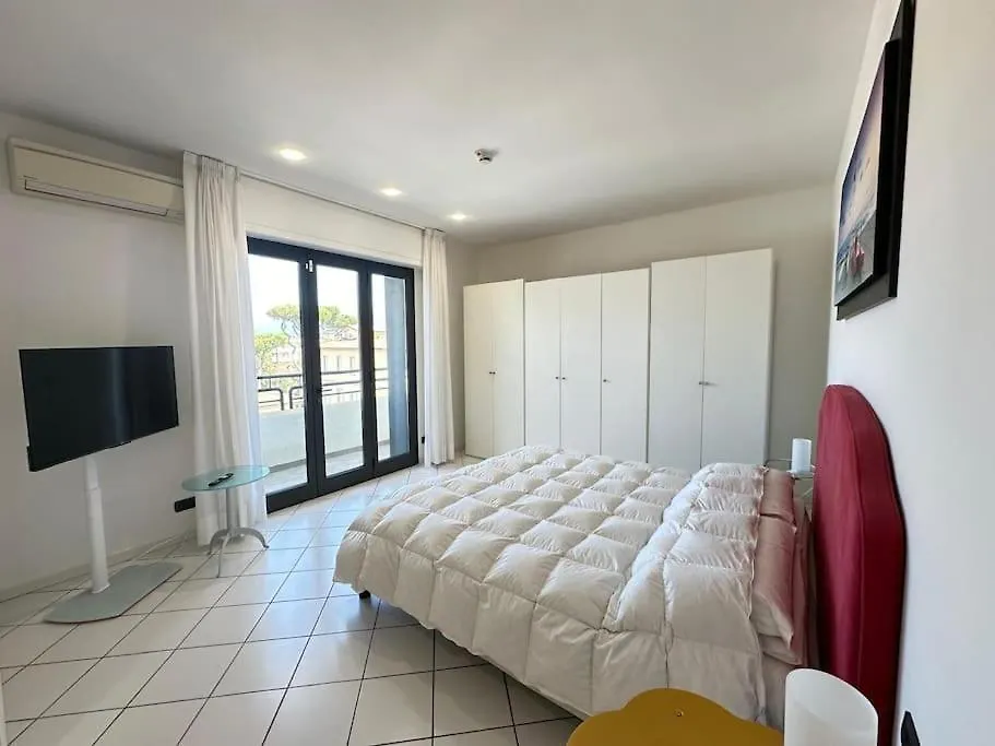 Luxury Pentohuse Near The Beach Marina di Pietrasanta